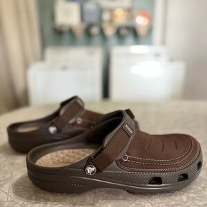CROCS Brown Yukon Vista II Literide Clogs, Men Size 10